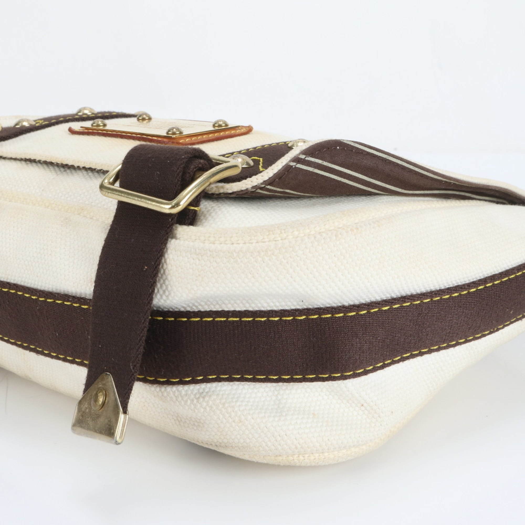 Louis Vuitton Ecru Leather Canvas Shoulder Bag (Pre-Owned)