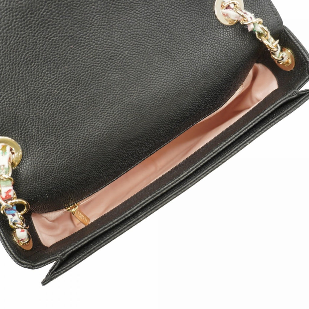 Chanel Black Grained Calfskin Handbag (Pre-Owned)
