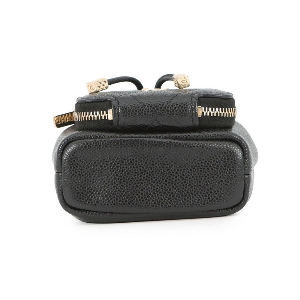 Chanel Matelasse Black Grained Calfskin Shoulder Bag (Pre-Owned)
