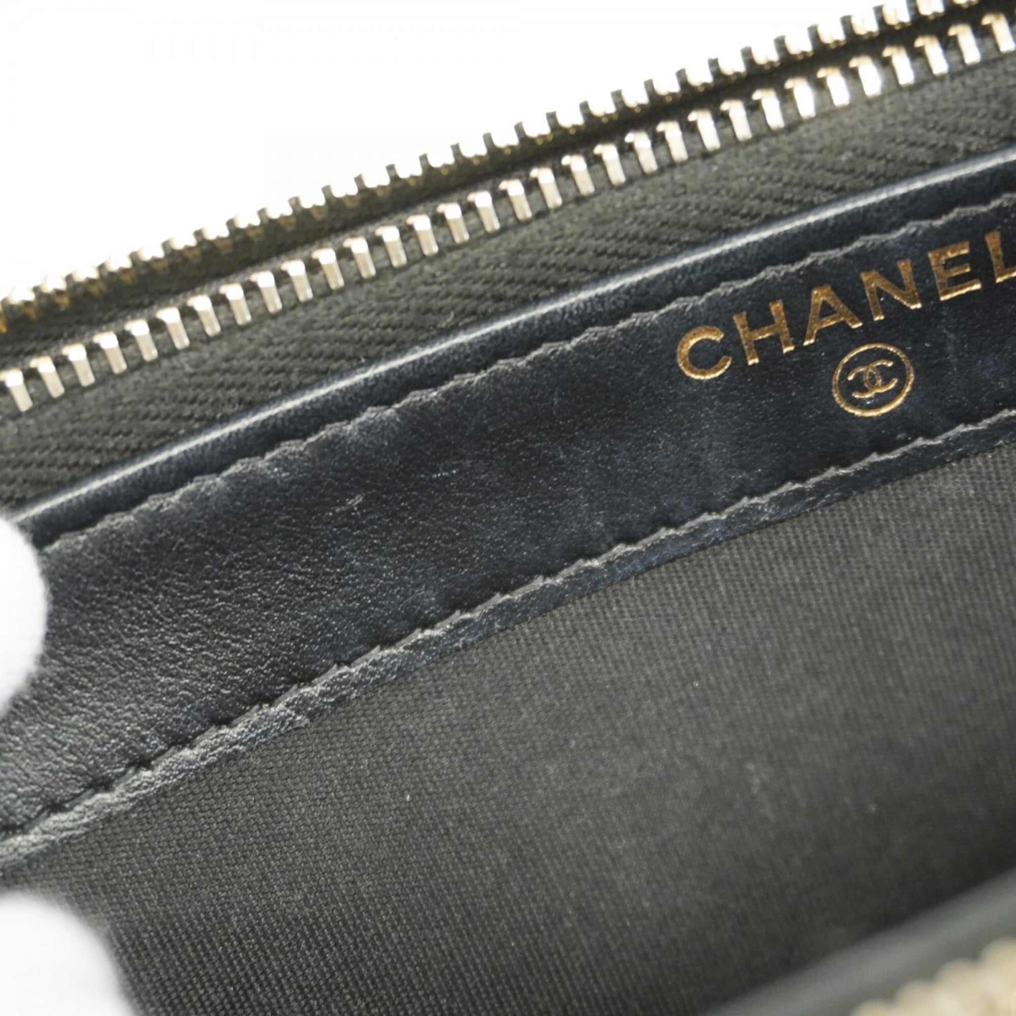 Chanel Black Grained Calfskin Chain/Shoulder Wallet (Pre-Owned)