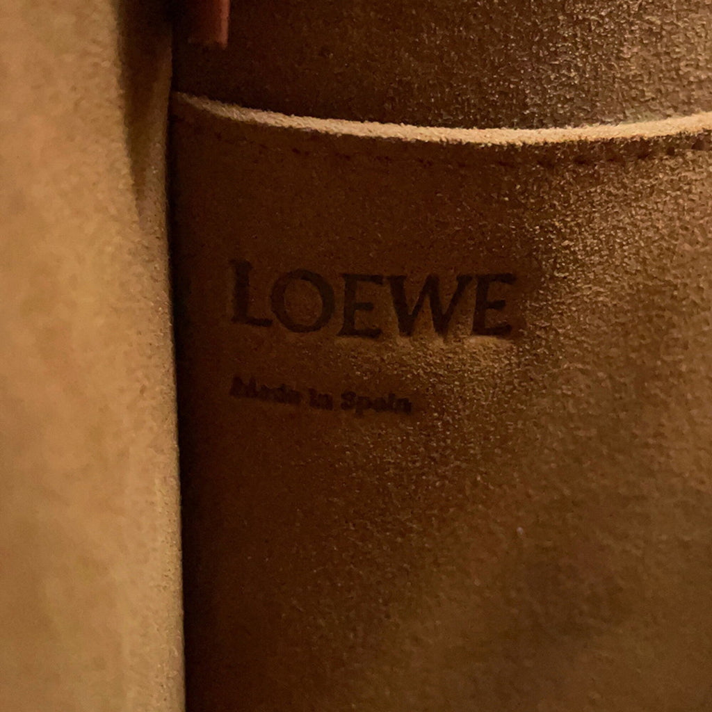 Loewe Brown Light Blue Leather Shoulder Bag (Pre-Owned)