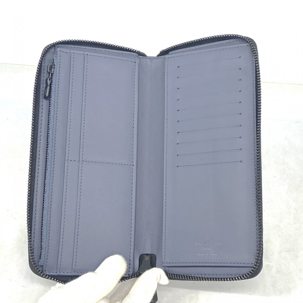 Louis Vuitton Blue Navy Long Wallet (Bi-Fold) (Pre-Owned)