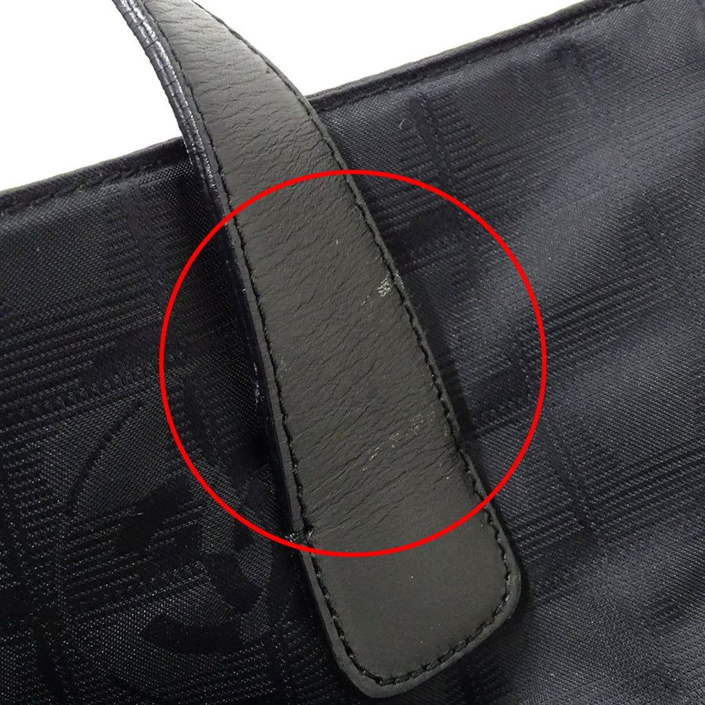 Chanel Black Nylon Shoulder Bag Tote Bag (Pre-Owned)