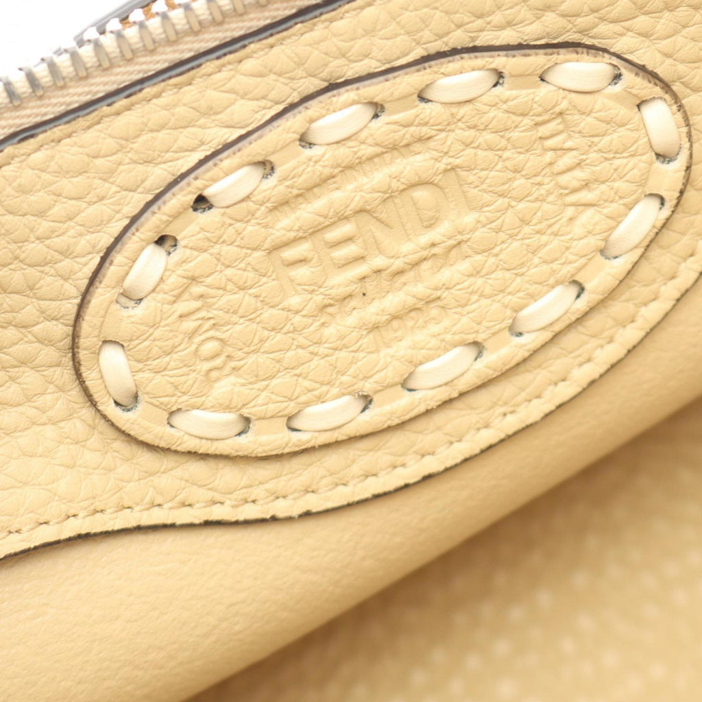 Fendi Beige Brown Leather Handbag (Pre-Owned)