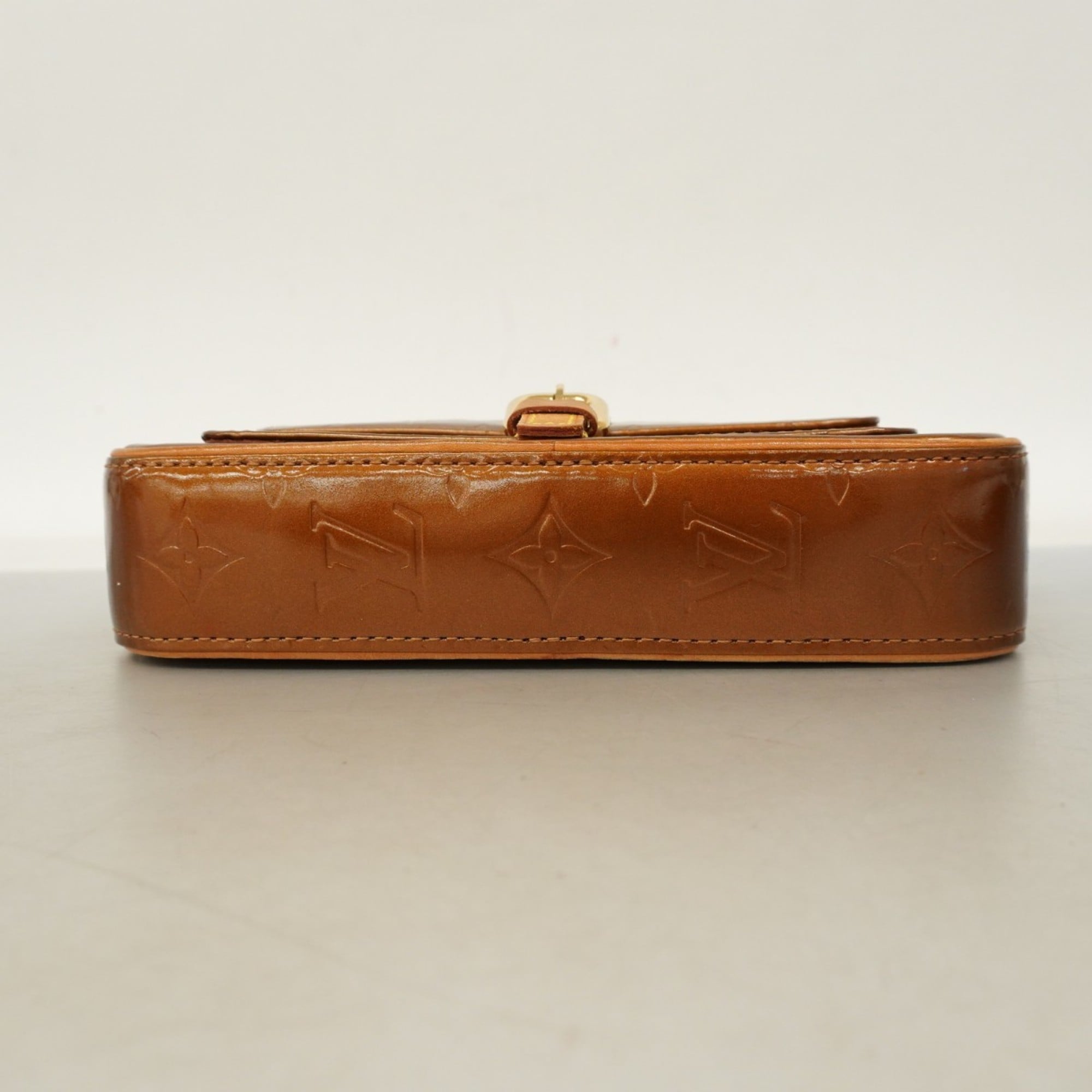 Louis Vuitton Bronze Shoulder Bag (Pre-Owned)