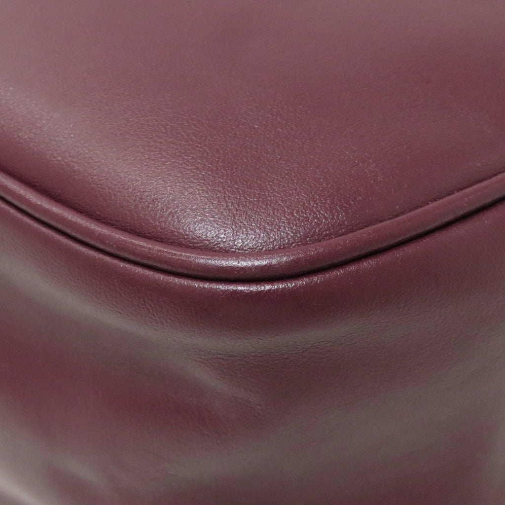 Salvatore Ferragamo Bordeaux Leather Shoulder Bag (Pre-Owned)