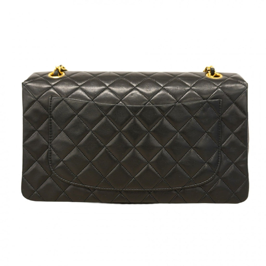 Chanel Black Leather Shoulder Bag (Pre-Owned)