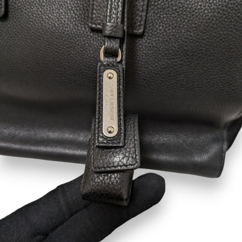 Yves Saint Laurent Black Handbag Shoulder Bag (Pre-Owned)