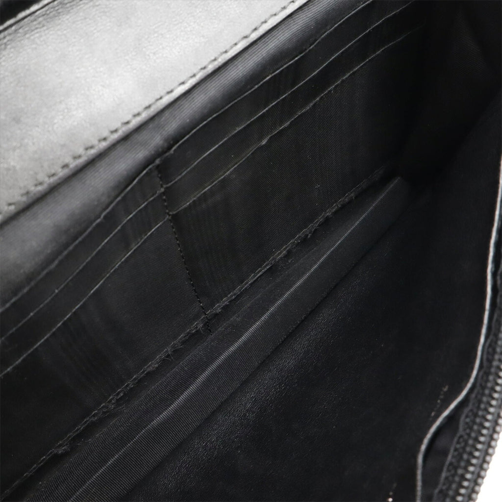 Chanel Black Grained Calfskin Pochette Shoulder Bag (Pre-Owned)