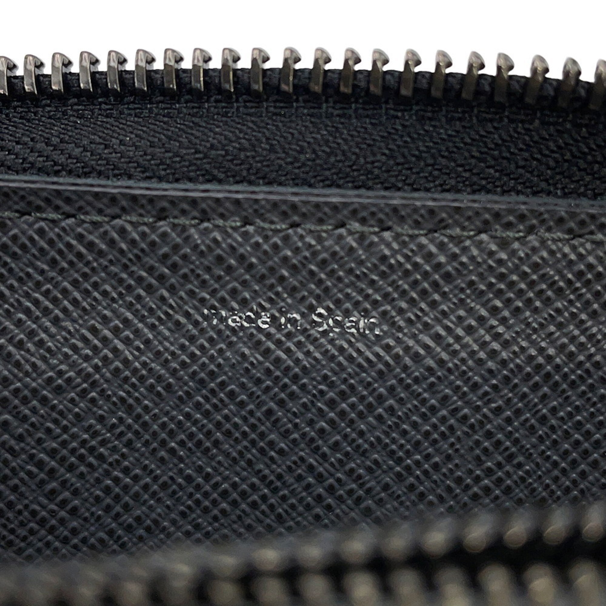 Louis Vuitton Monogram Eclipse Gray Monogram Eclipse Long Wallet (Bi-Fold) (Pre-Owned)