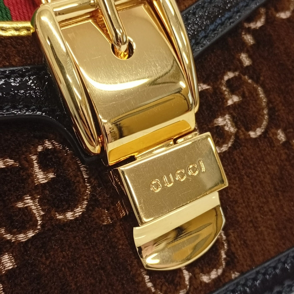 Gucci Brown Patent Leather Leather Shoulder Bag (Pre-Owned)