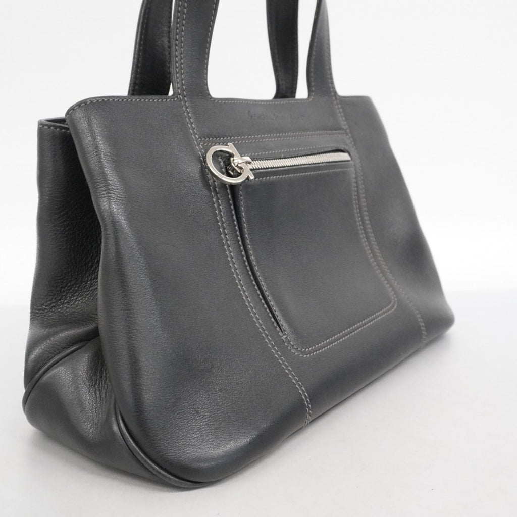 Salvatore Ferragamo Black Leather Handbag (Pre-Owned)
