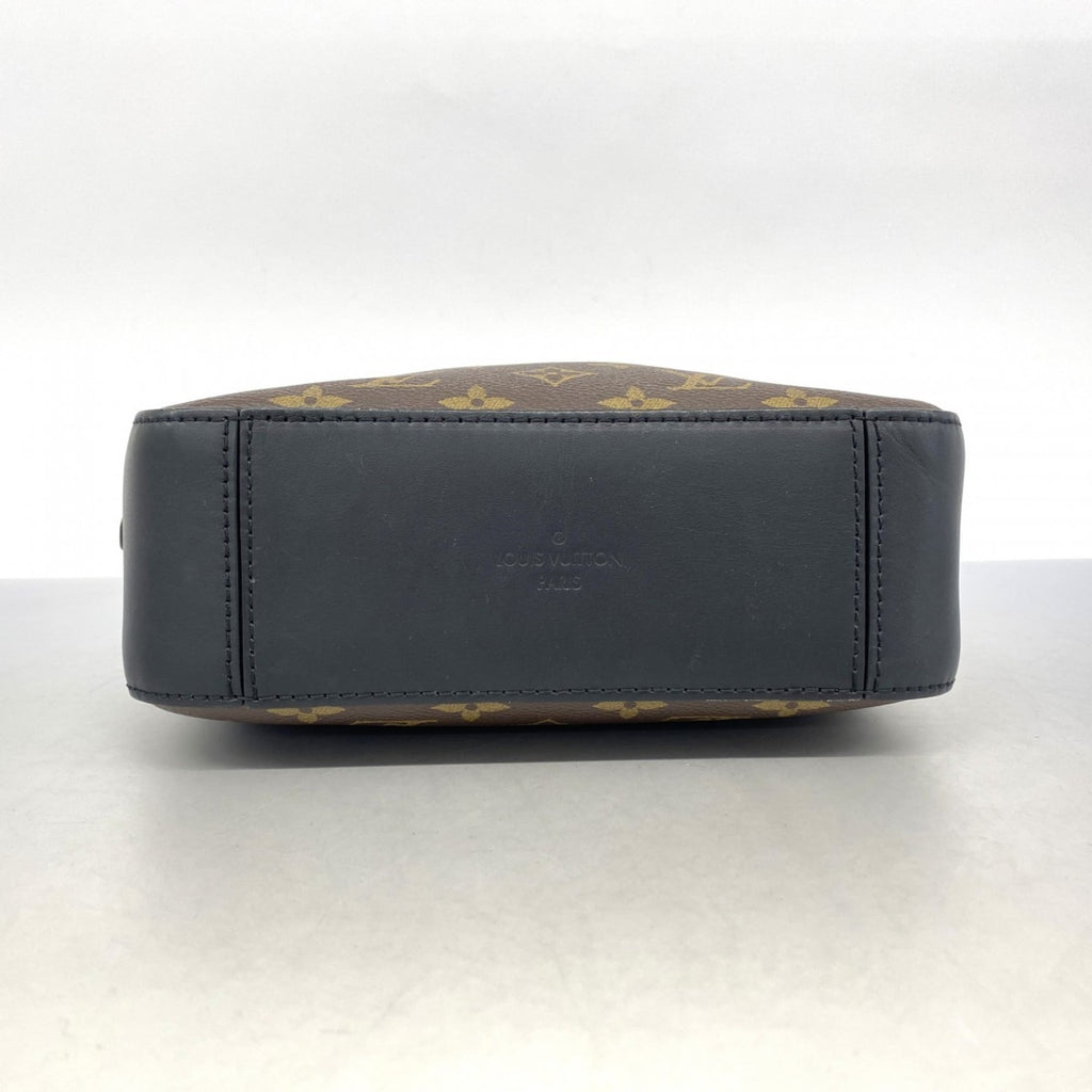 Louis Vuitton Brown Noir Shoulder Bag (Pre-Owned)