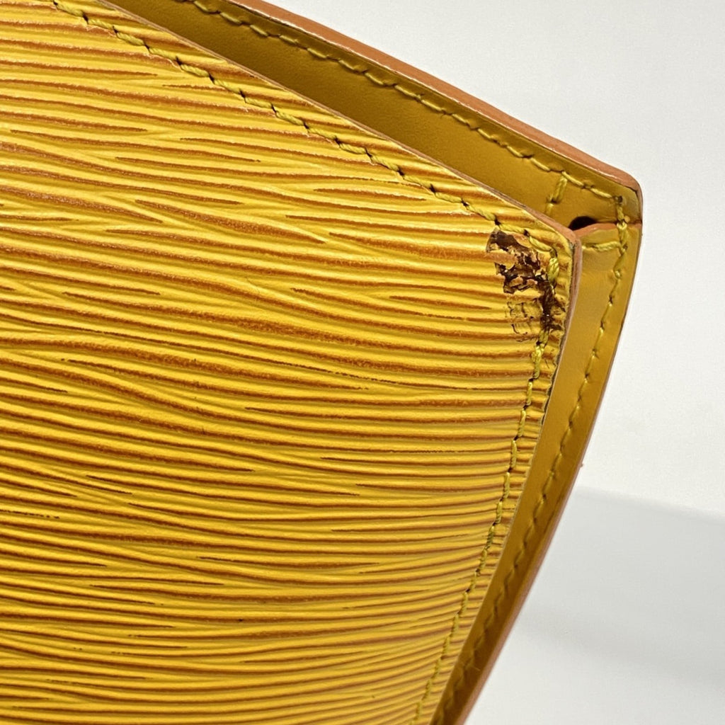 Louis Vuitton Jaune Shoulder Bag (Pre-Owned)
