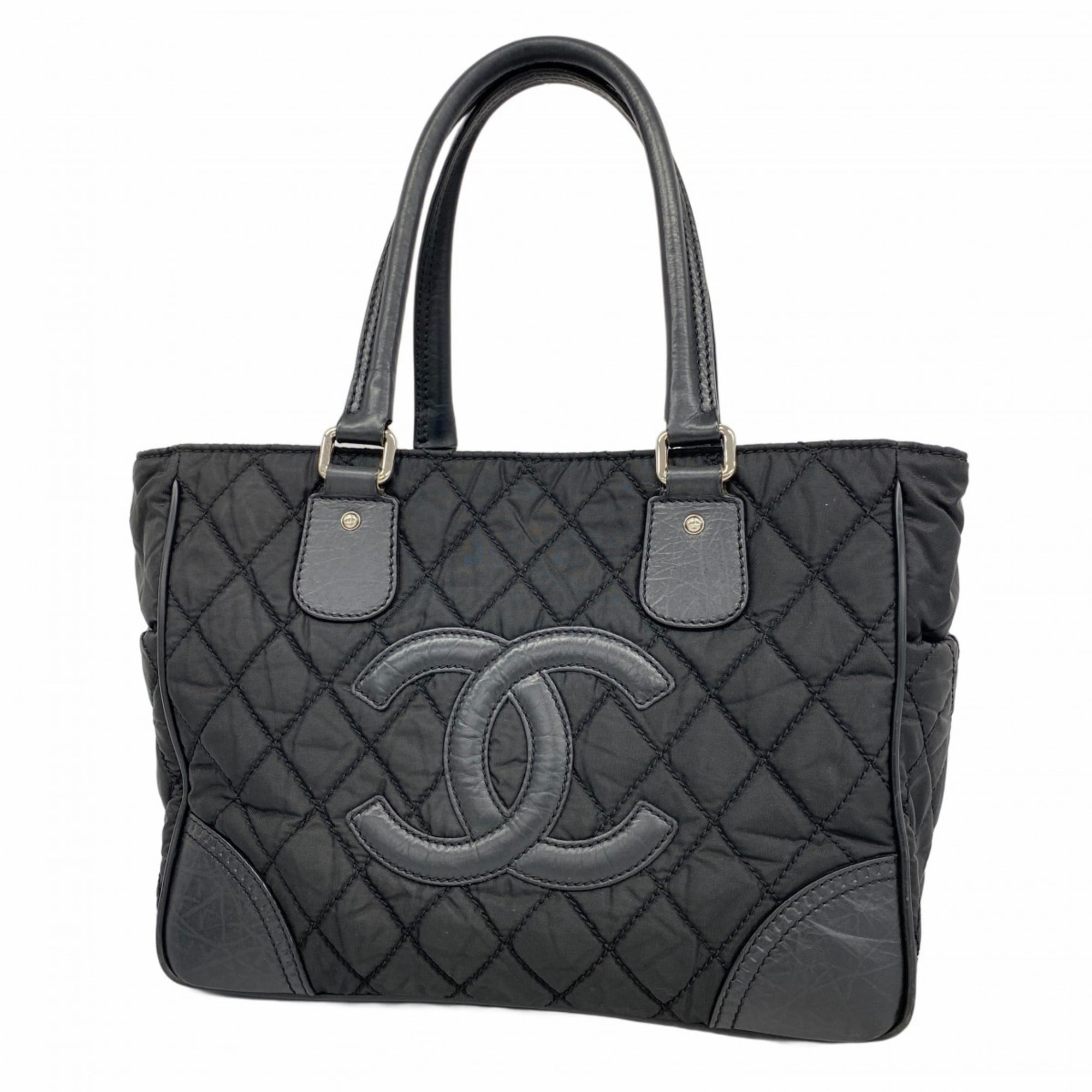 Chanel Black Nylon Tote Bag (Pre-Owned)