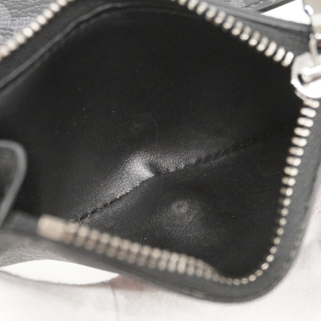Louis Vuitton Black Wallet (Tri-Fold) (Pre-Owned)