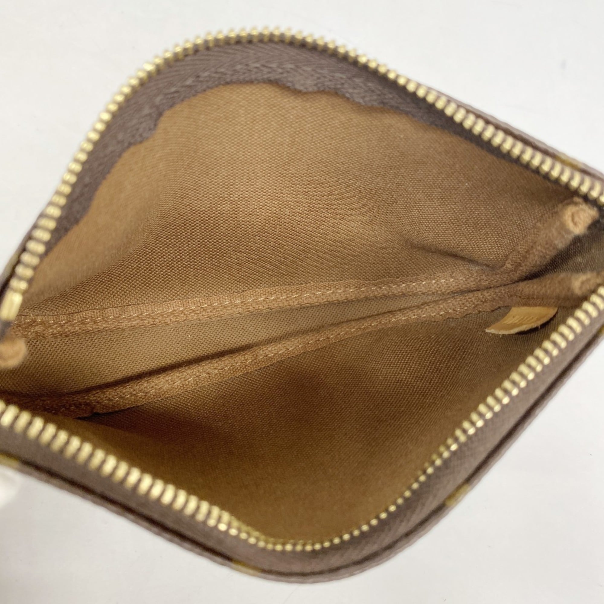 Louis Vuitton Brown Pouch (Pre-Owned)