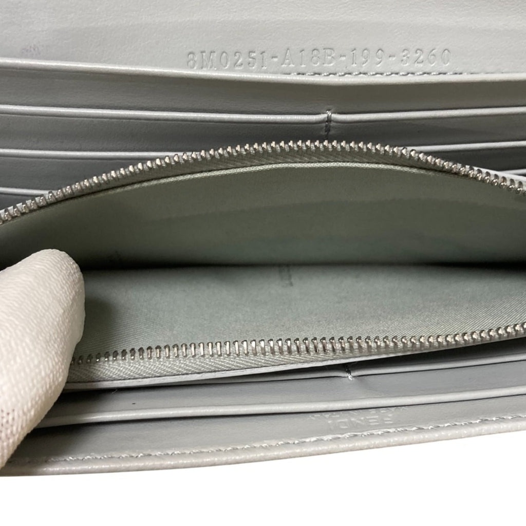 Fendi Light Gray Long Wallet (Bi-Fold) (Pre-Owned)