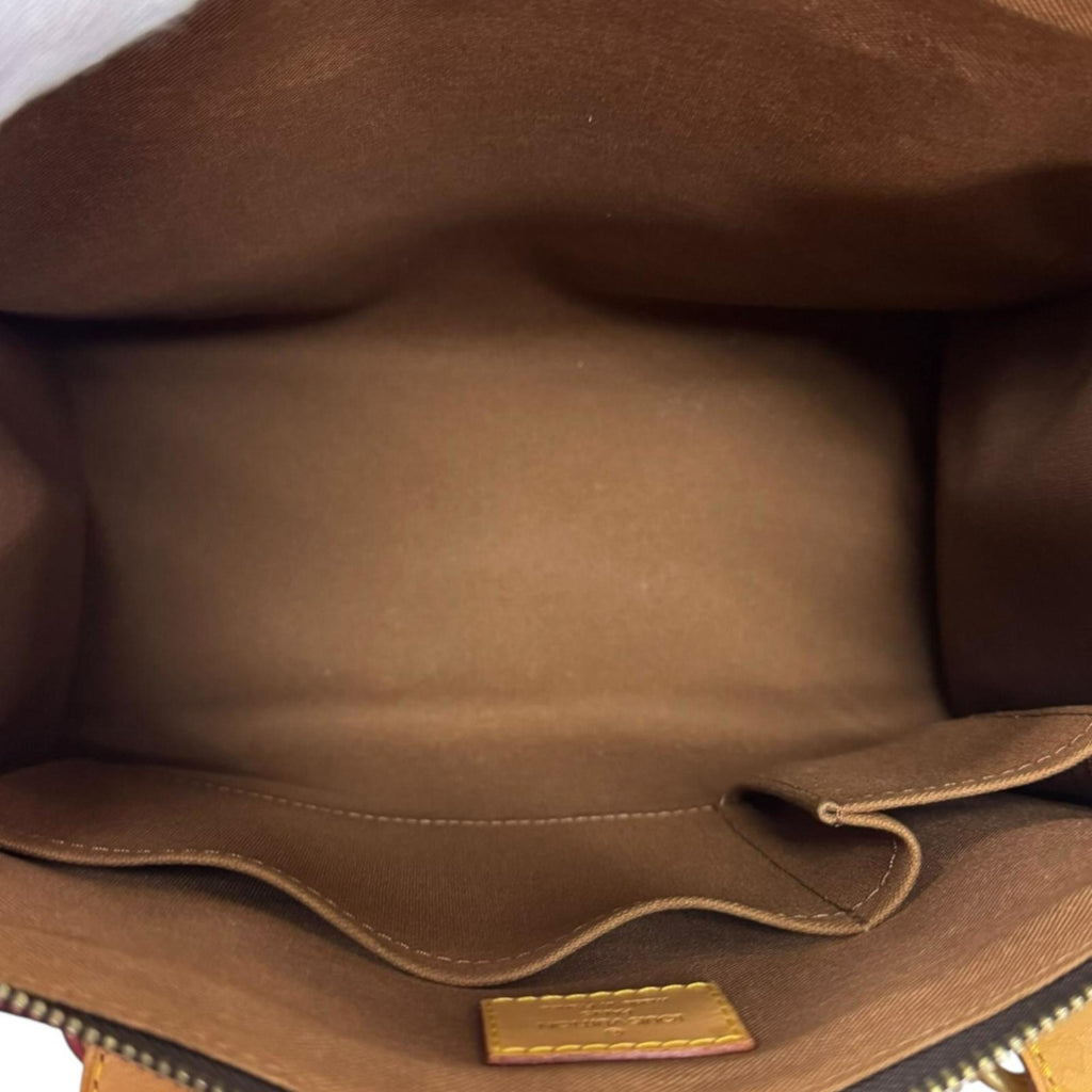 Louis Vuitton Brown Monogram Canvas Shoulder Bag (Pre-Owned)