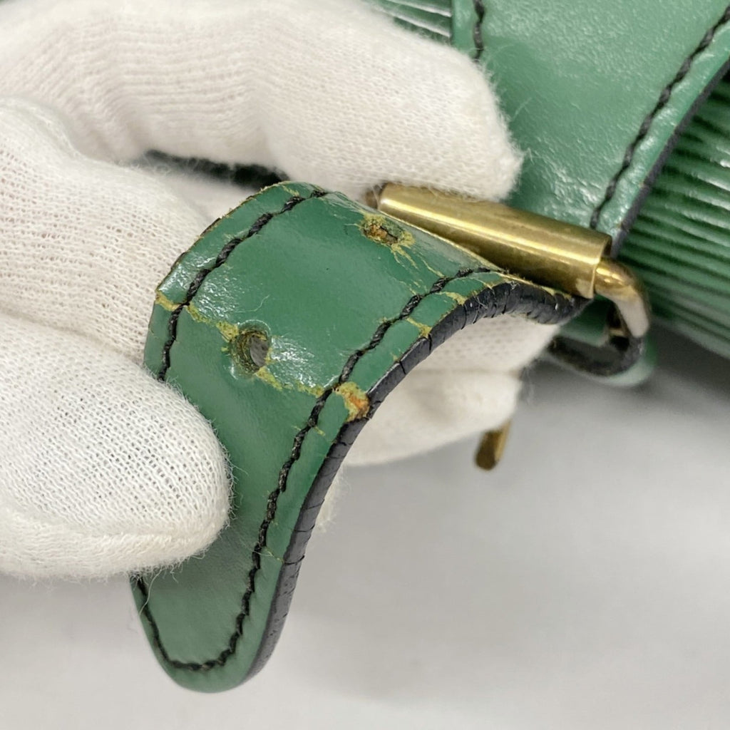 Louis Vuitton Borneo Green Shoulder Bag (Pre-Owned)