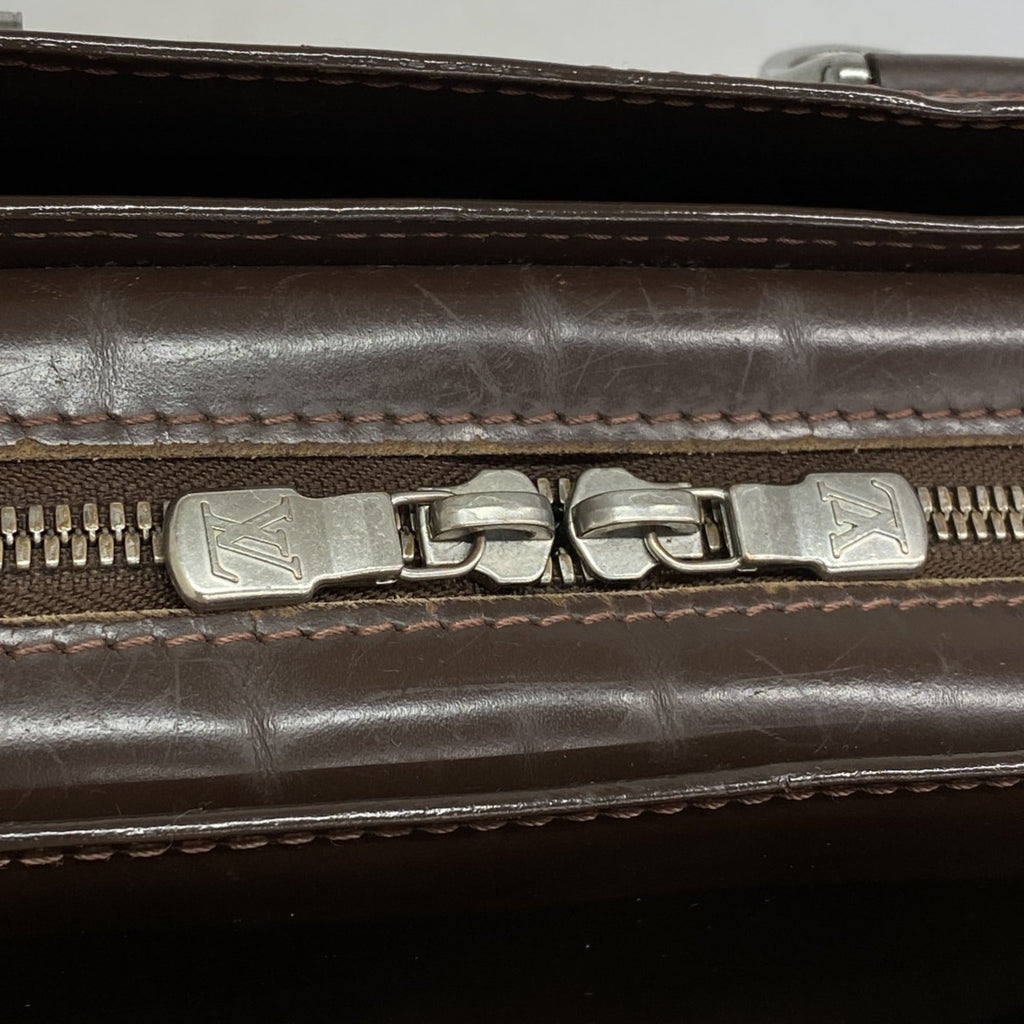 Louis Vuitton Moka Handbag (Pre-Owned)