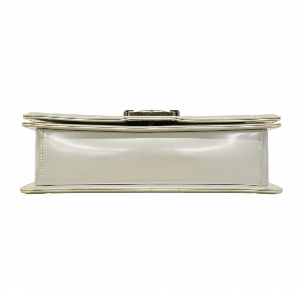 Chanel Gray Patent Leather Shoulder Bag (Pre-Owned)