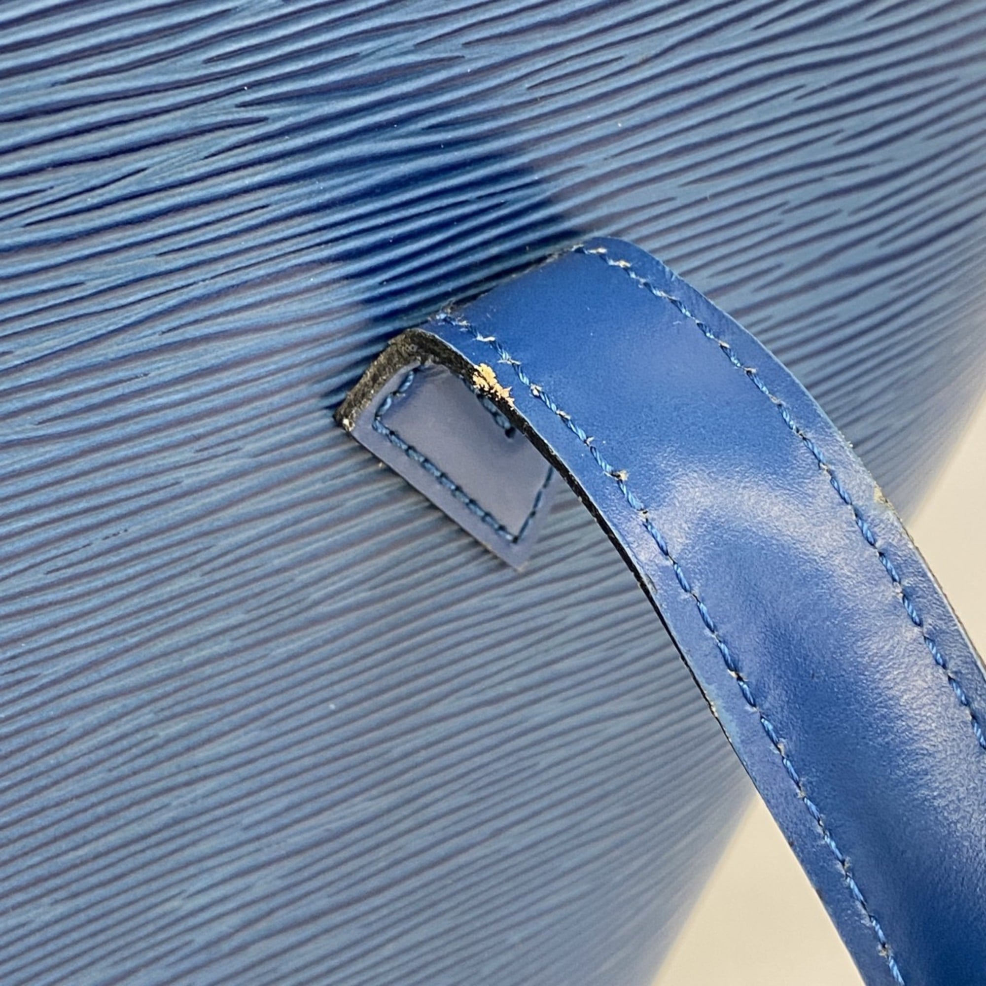 Louis Vuitton Toledo Blue Handbag (Pre-Owned)