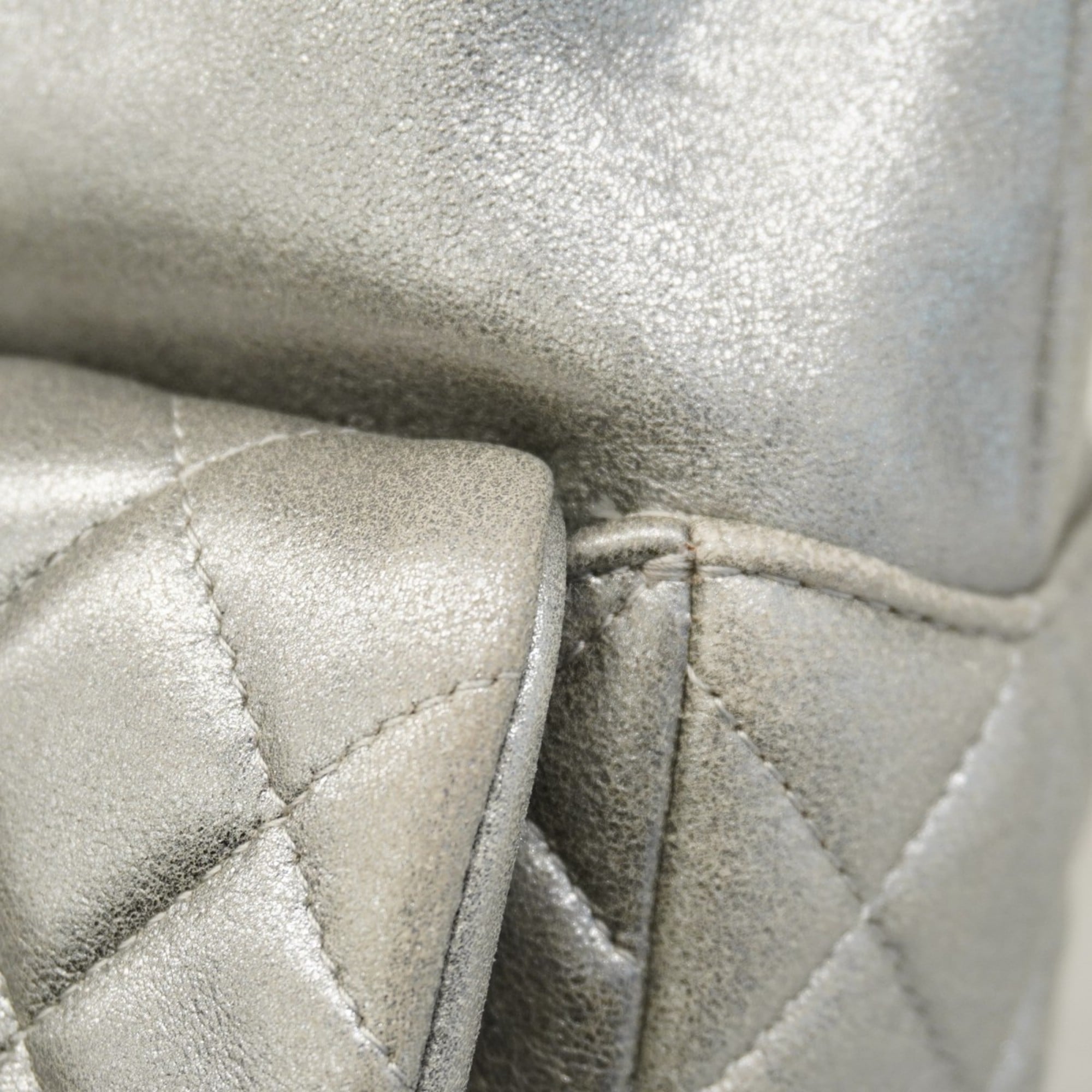 Chanel Silver Leather Backpack (Pre-Owned)