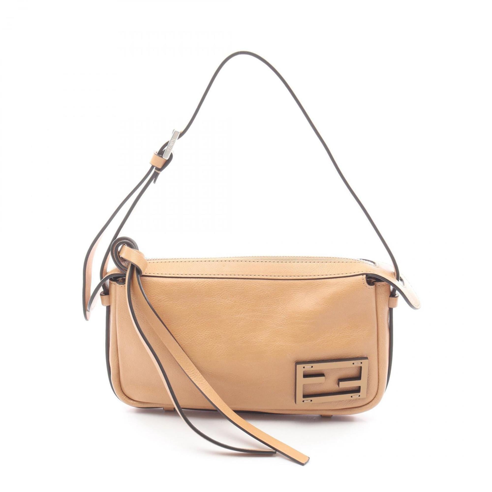 Fendi Beige Leather Shoulder Bag (Pre-Owned)