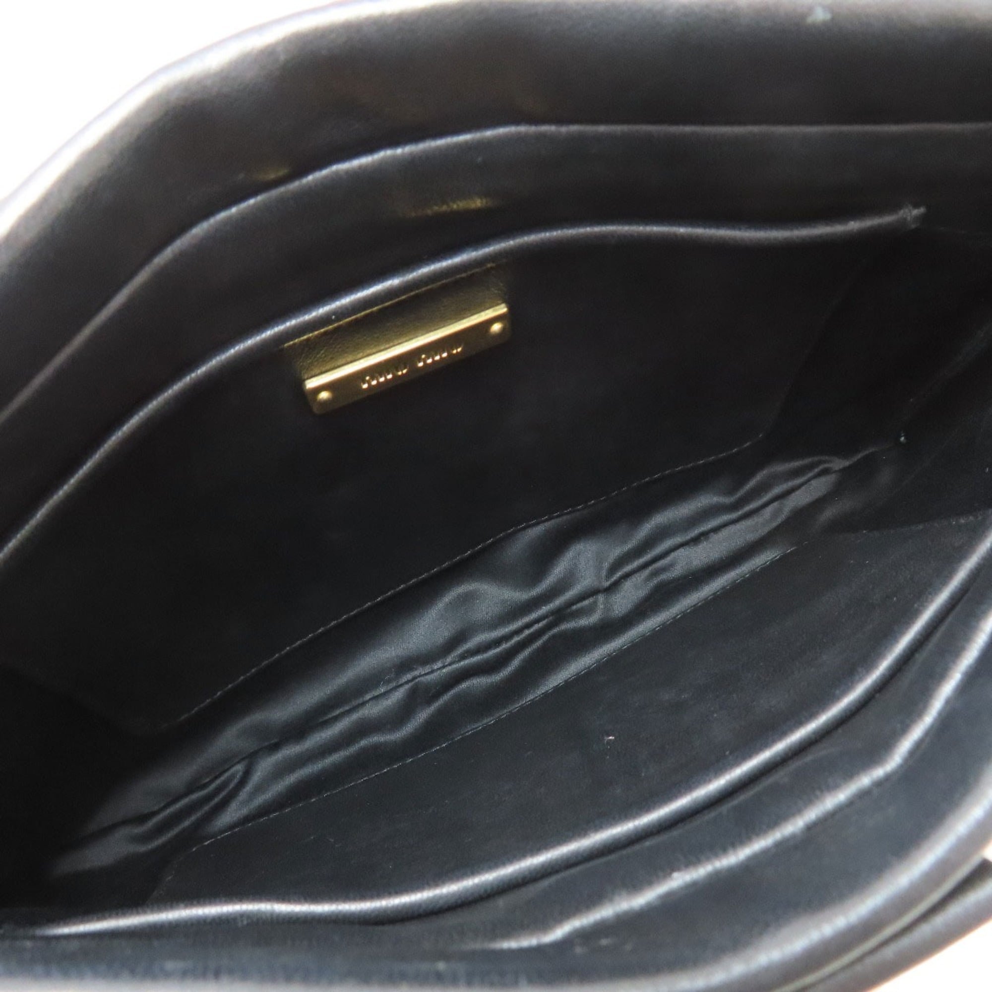 Miu Miu Black Leather Shoulder Bag (Pre-Owned)