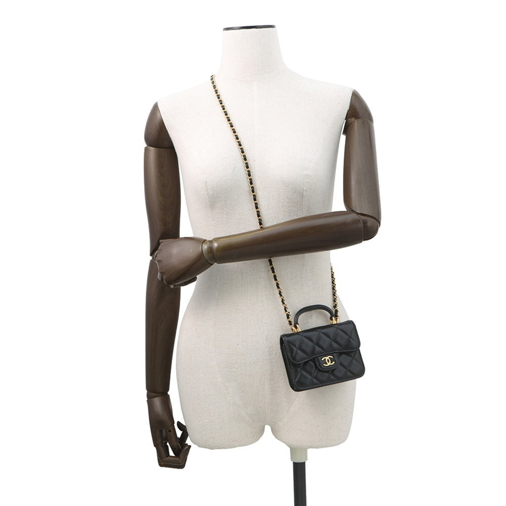 Chanel Matelasse Black Leather Chain/Shoulder Wallet (Pre-Owned)