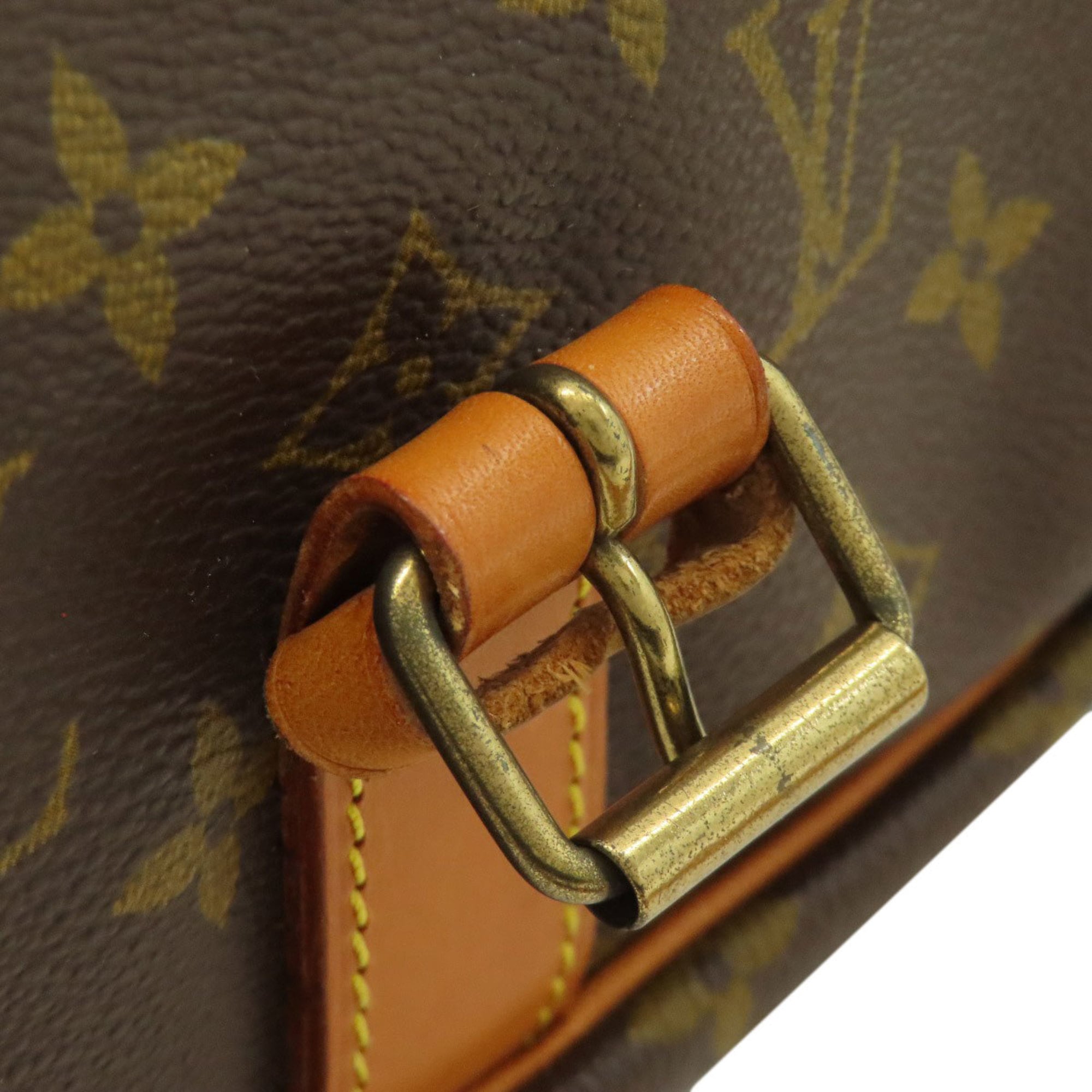 Louis Vuitton Monogram Monogram Shoulder Bag (Pre-Owned)