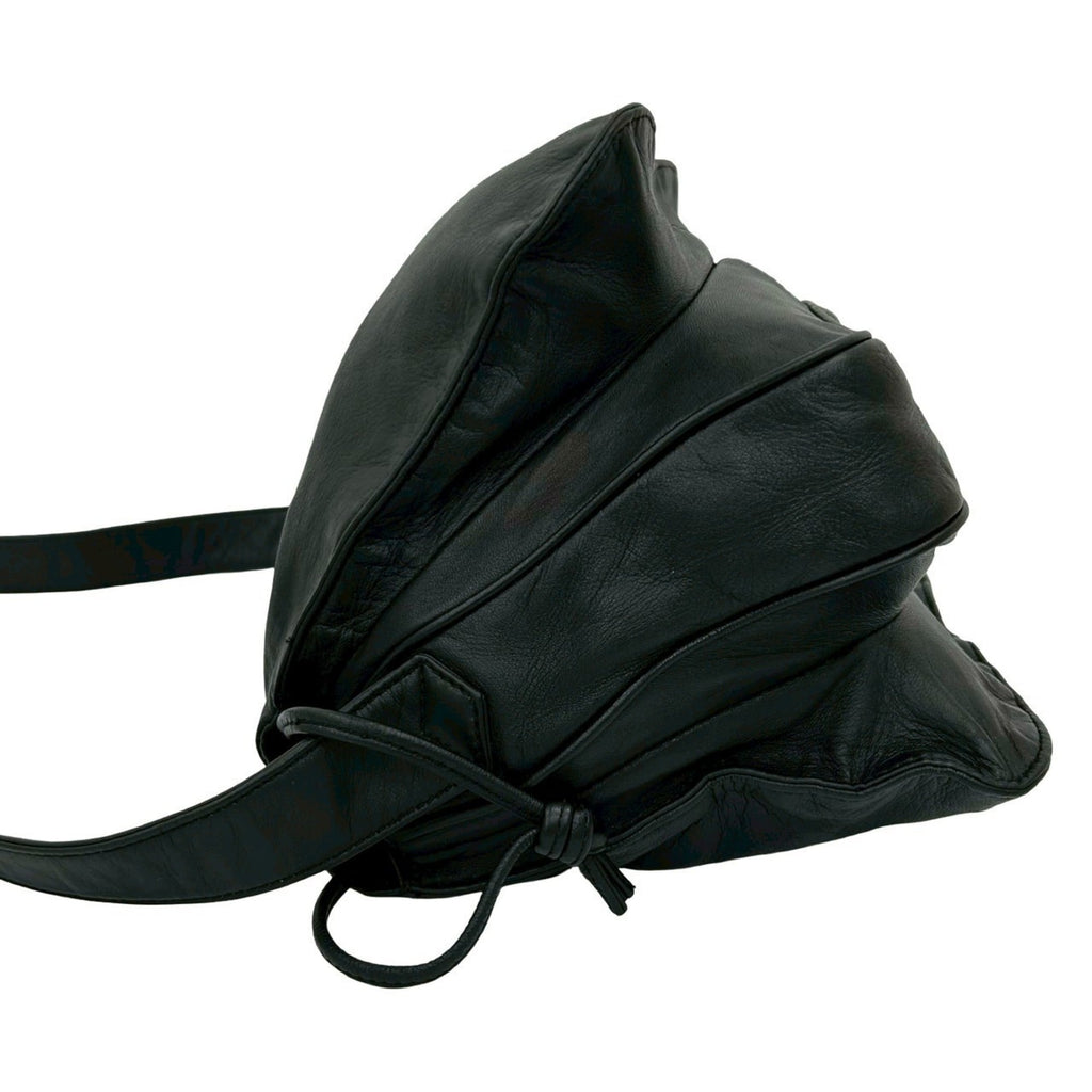 Loewe Black Leather Pochette Shoulder Bag (Pre-Owned)