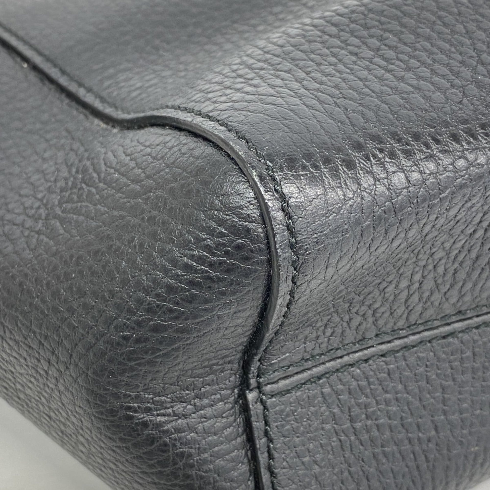 Gucci Black Leather Handbag (Pre-Owned)
