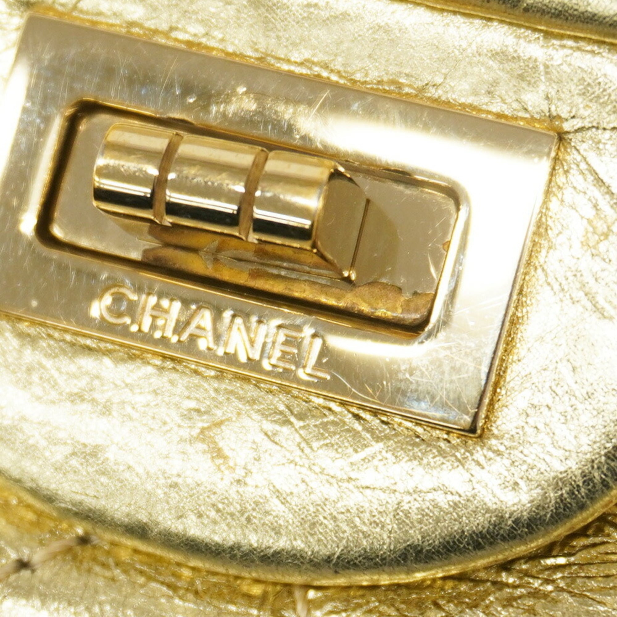 Chanel Gold Leather Shoulder Bag (Pre-Owned)