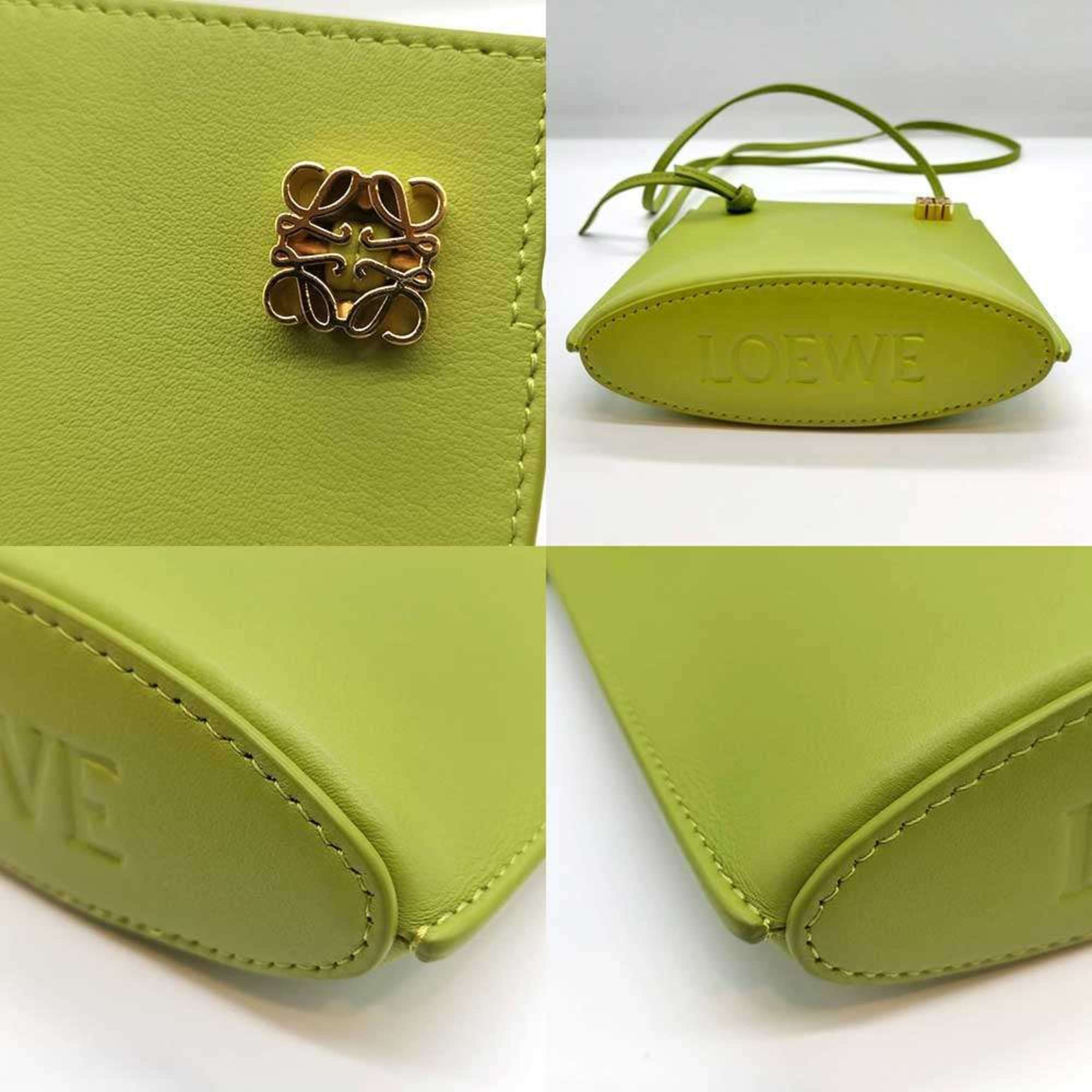 Loewe Green Leather Shoulder Bag (Pre-Owned)