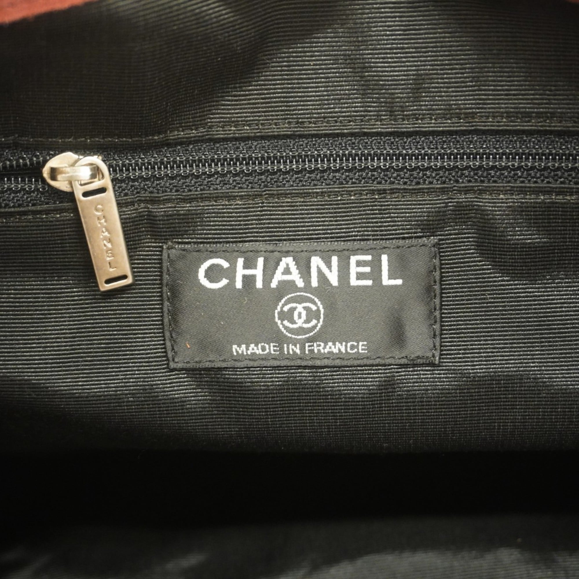 Chanel Beige Bordeaux Fur Tote Bag (Pre-Owned)