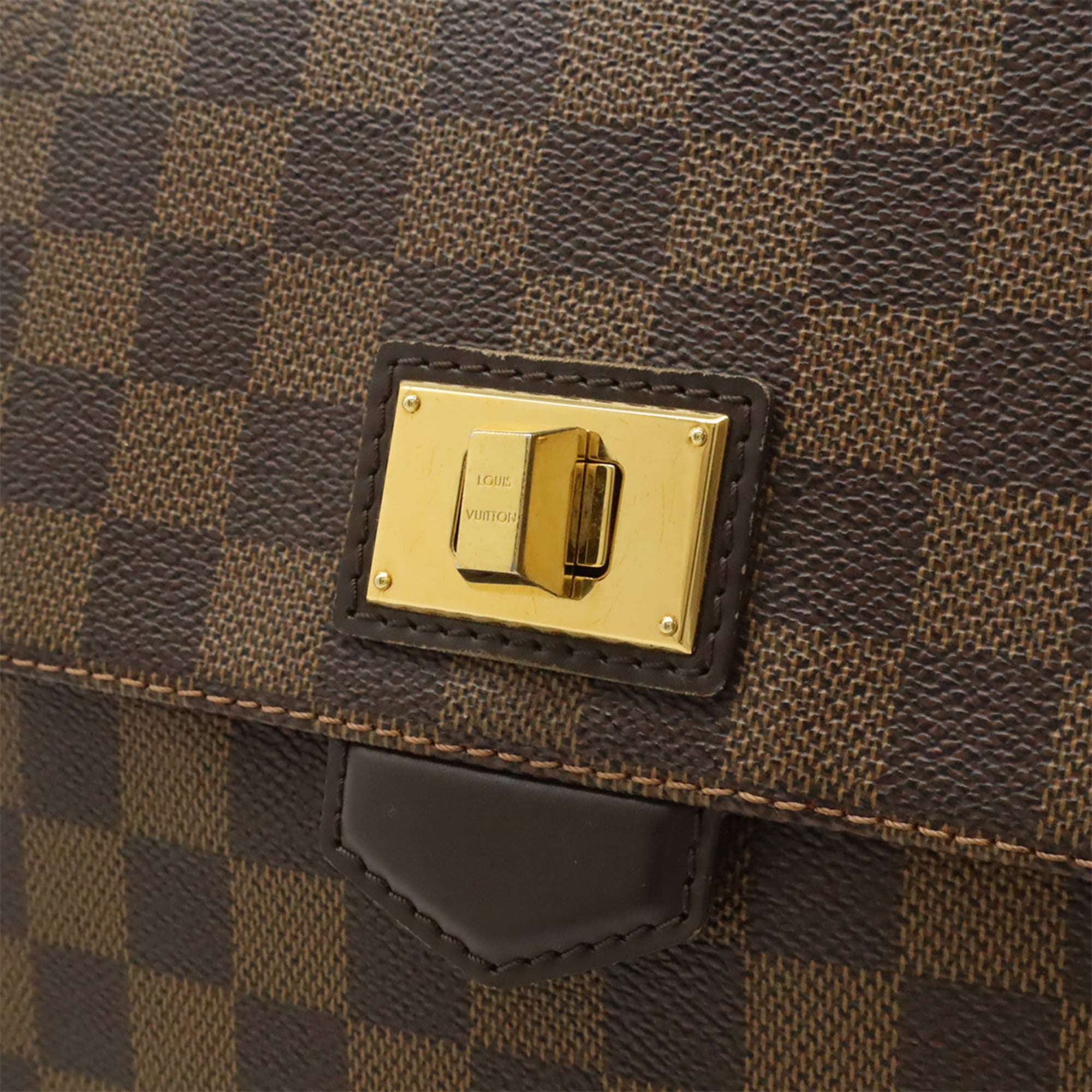 Louis Vuitton Damier Brown Pvc Shoulder Bag (Pre-Owned)