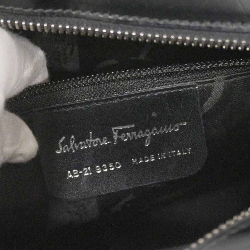 Salvatore Ferragamo Black Leather Handbag (Pre-Owned)