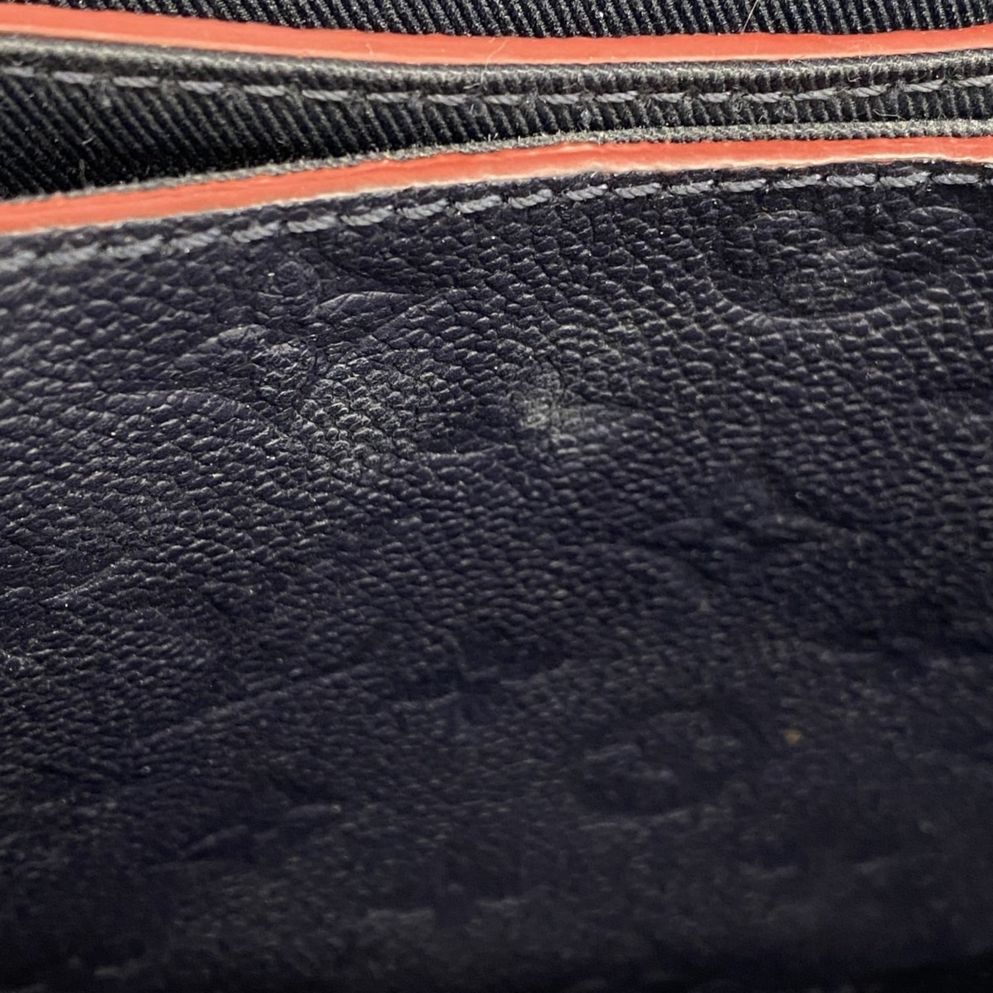 Louis Vuitton Marine Rouge Handbag (Pre-Owned)