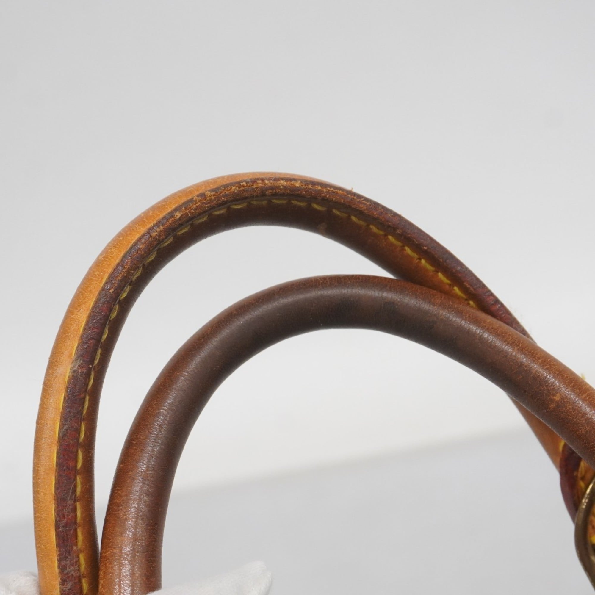 Louis Vuitton Brown Handbag (Pre-Owned)