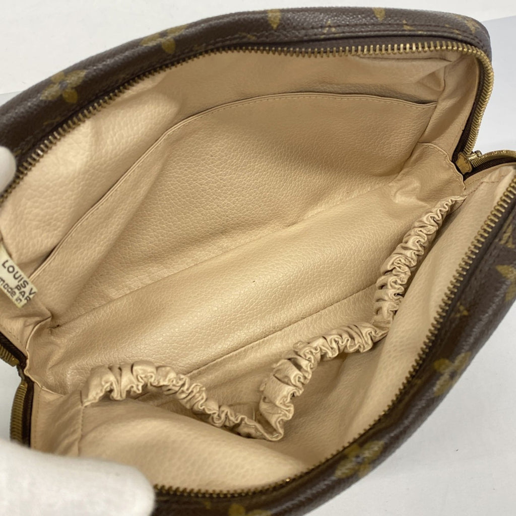 Louis Vuitton Brown Pouch (Pre-Owned)