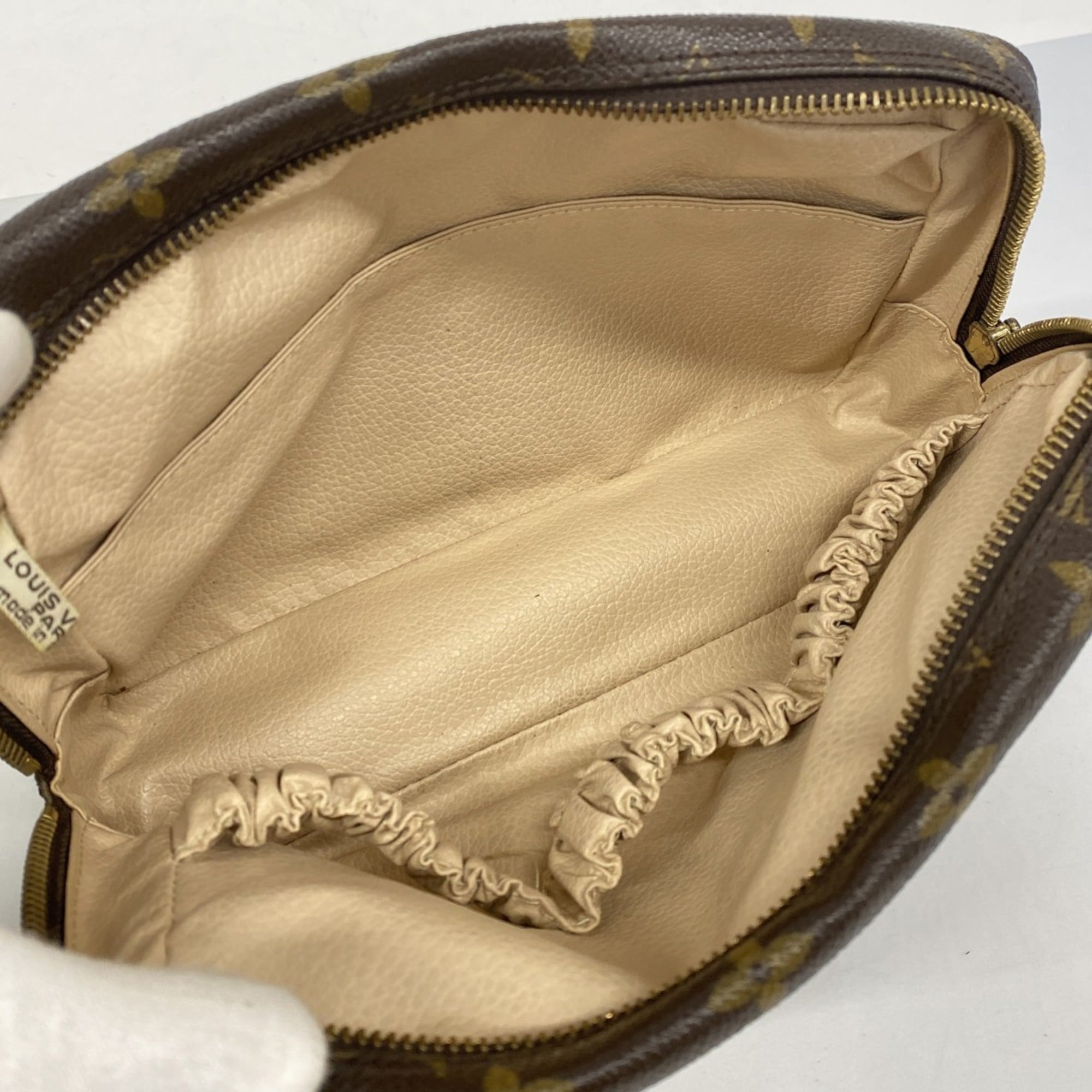 Louis Vuitton Brown Pouch (Pre-Owned)