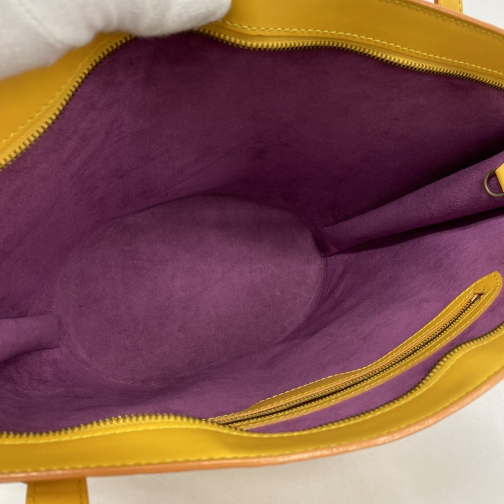 Louis Vuitton Jaune Shoulder Bag (Pre-Owned)