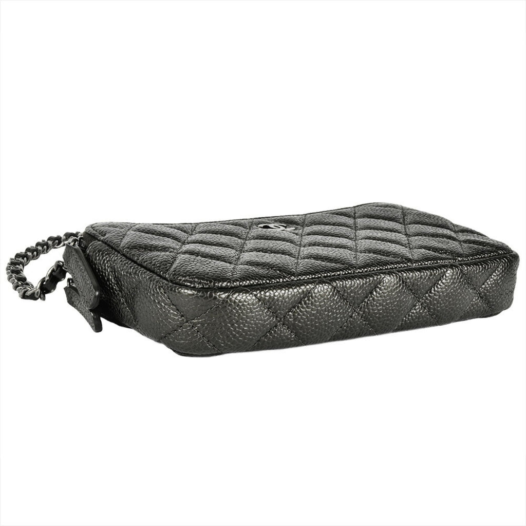 Chanel Matelasse Black Grained Calfskin Shoulder Bag (Pre-Owned)