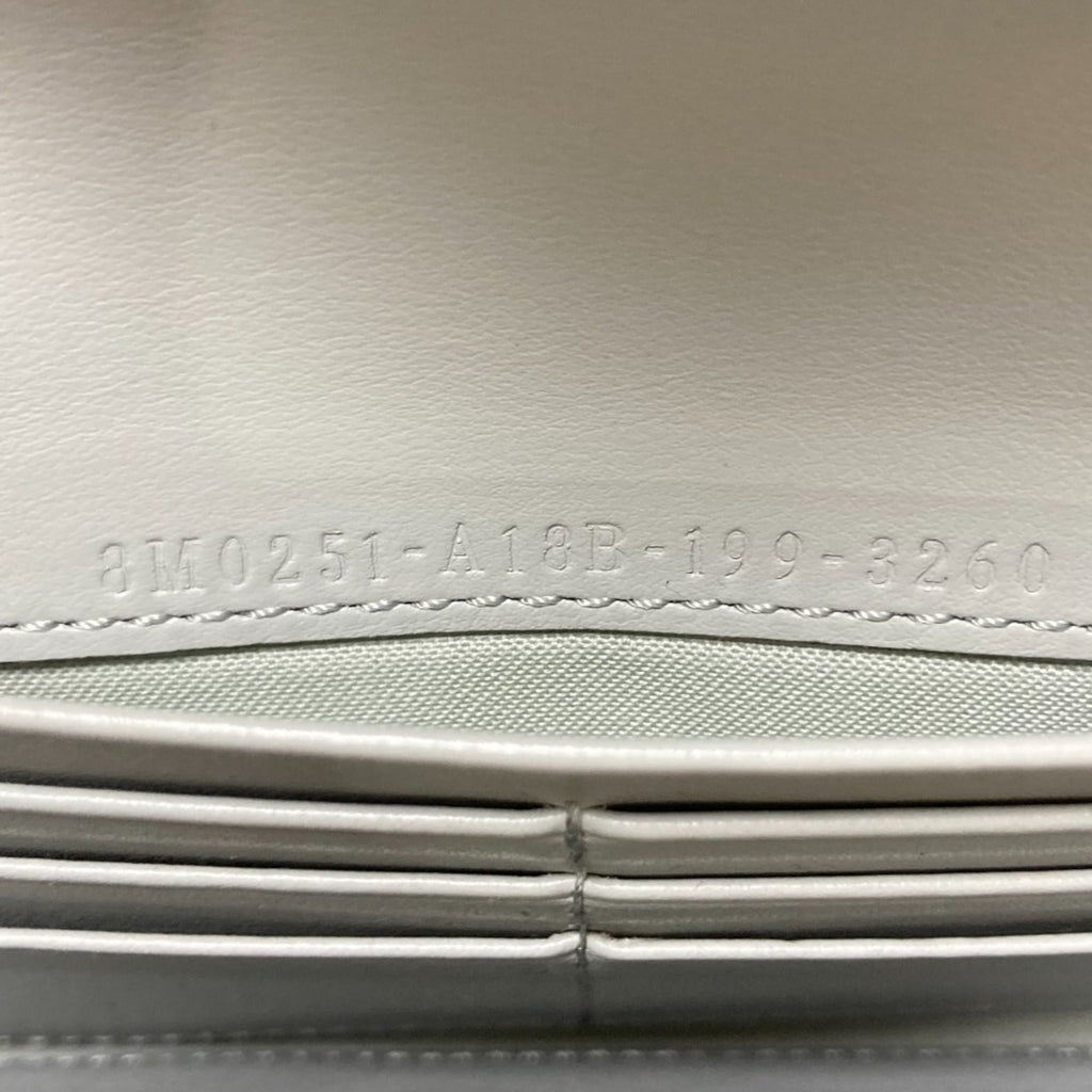 Fendi Light Gray Long Wallet (Bi-Fold) (Pre-Owned)