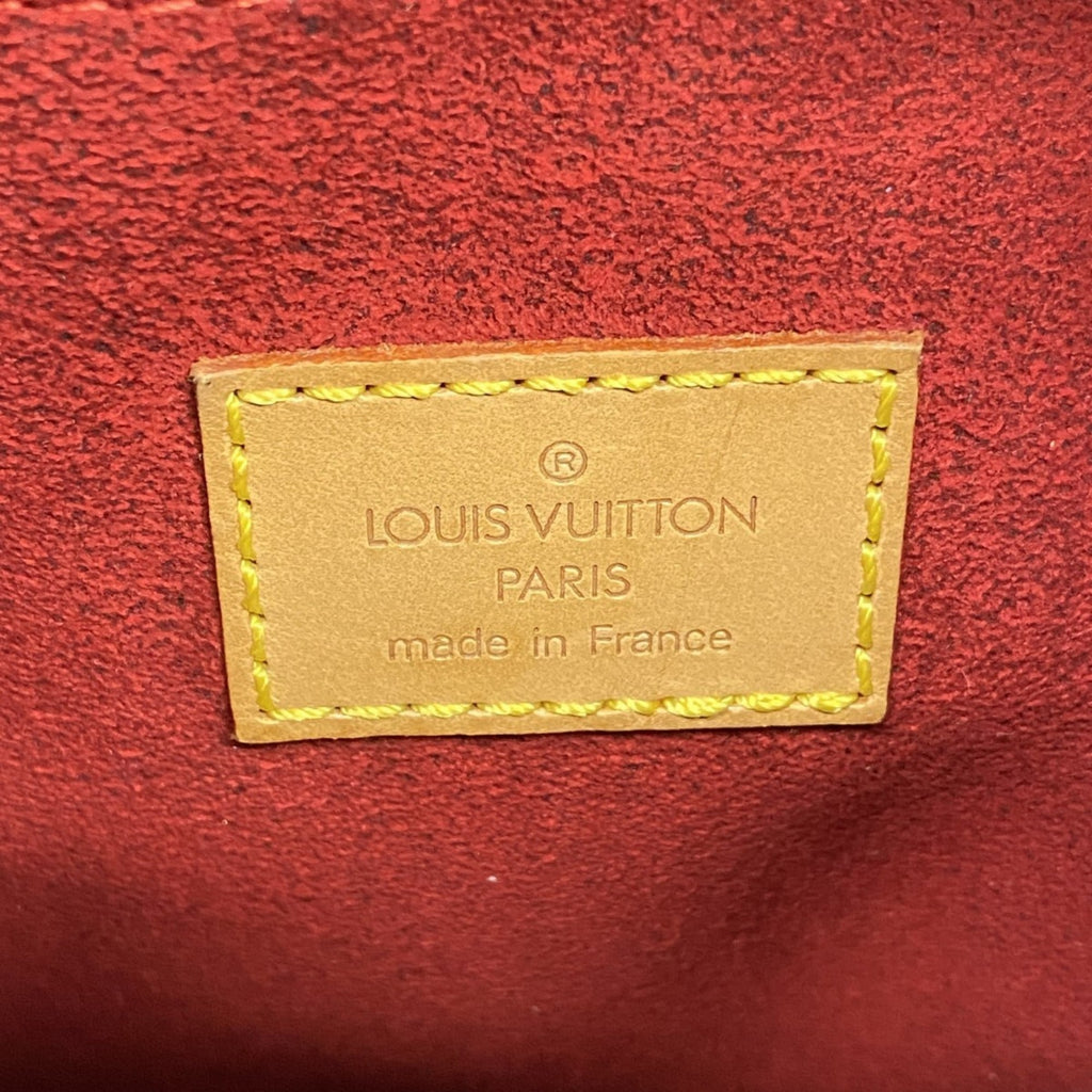 Louis Vuitton Brown Shoulder Bag (Pre-Owned)