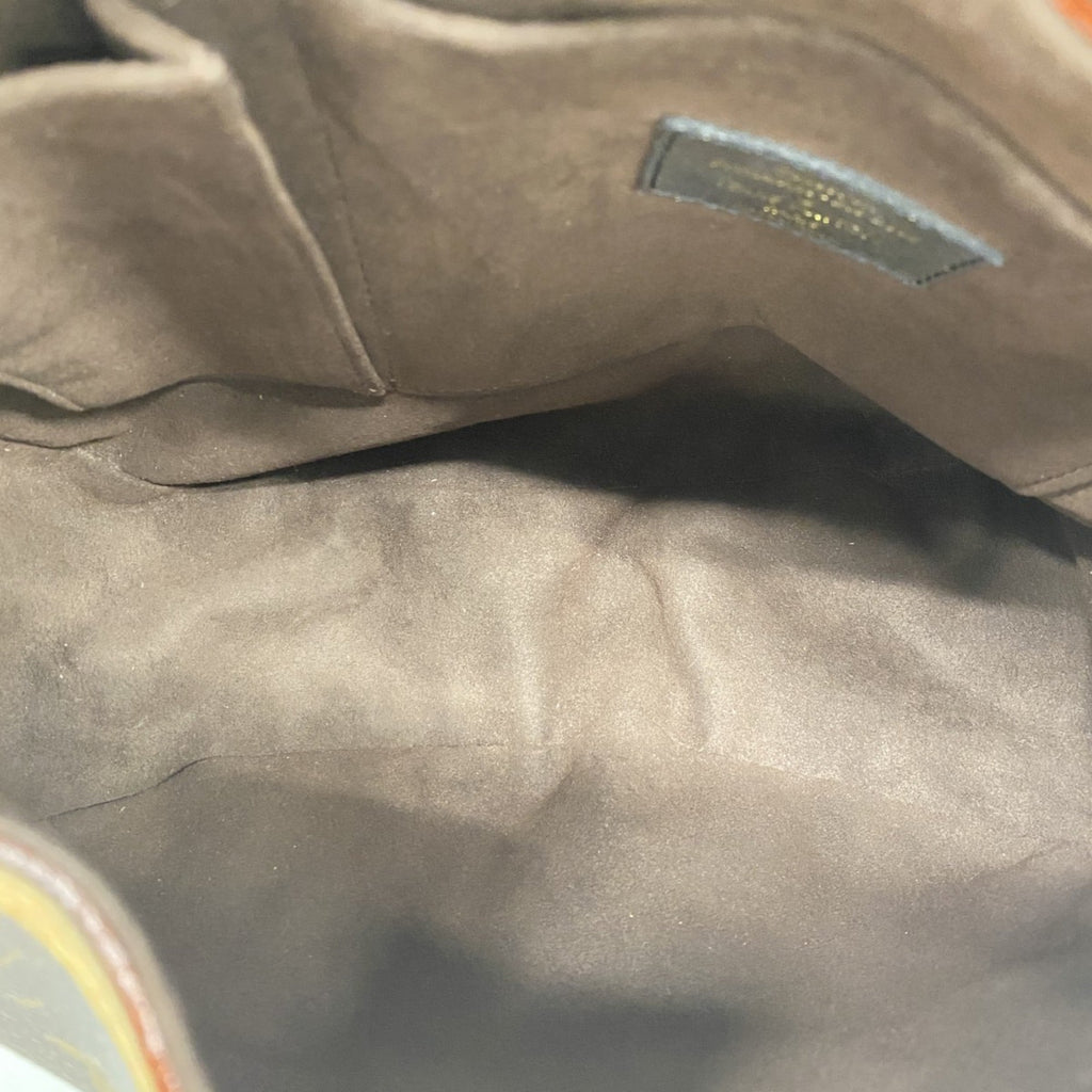 Louis Vuitton Brown Handbag (Pre-Owned)