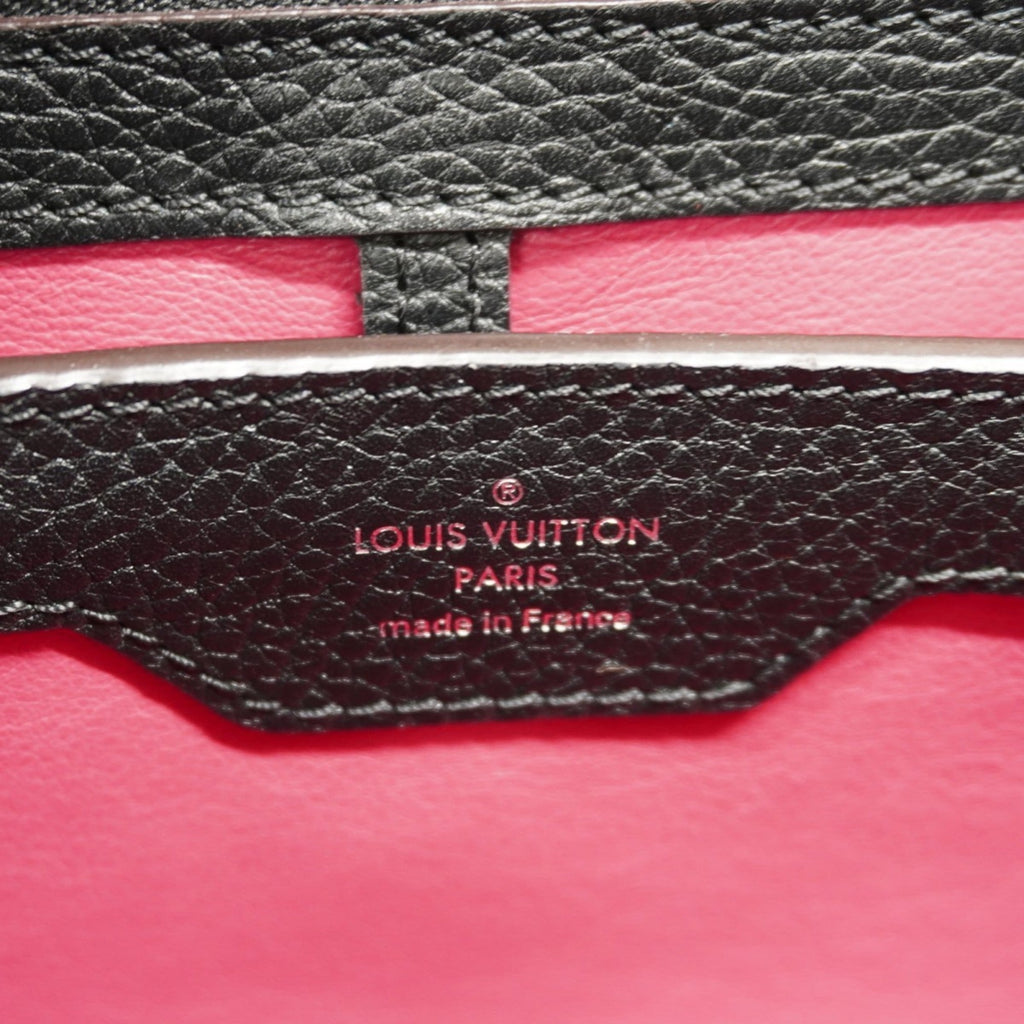Louis Vuitton Noir Handbag (Pre-Owned)