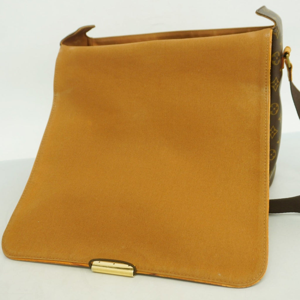 Louis Vuitton Brown Shoulder Bag (Pre-Owned)